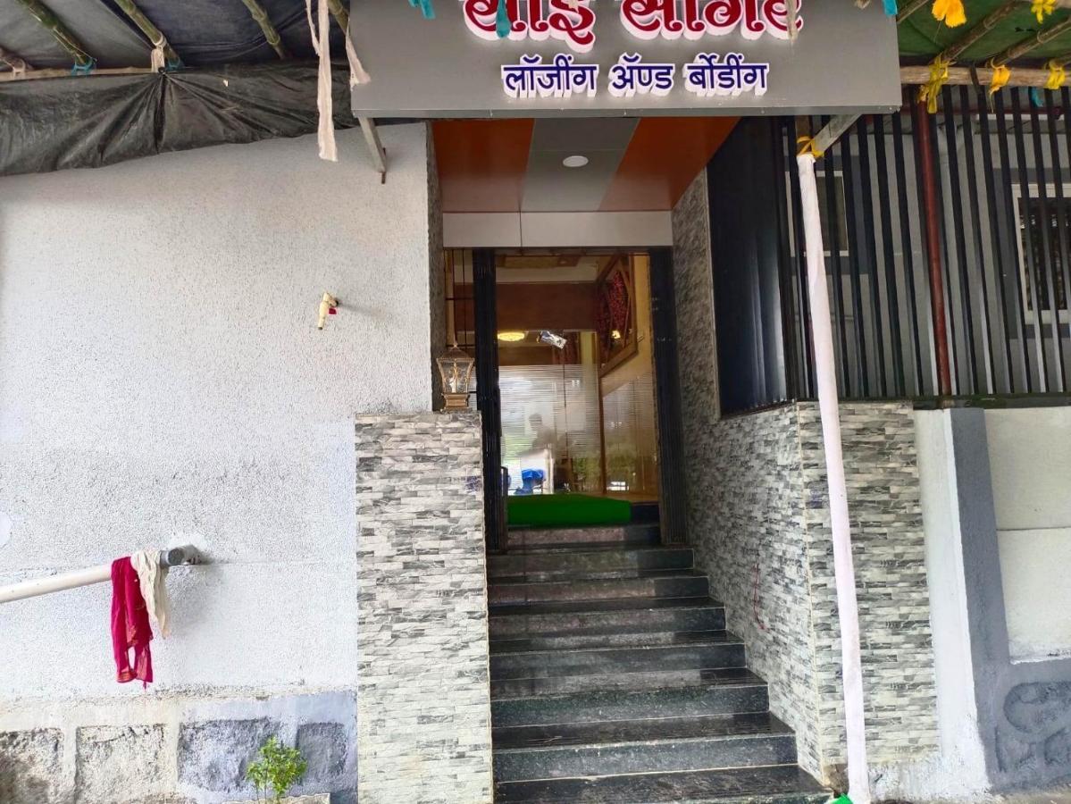 Sai Sagar Lodging & Boarding Ulhāsnagar Dış mekan fotoğraf