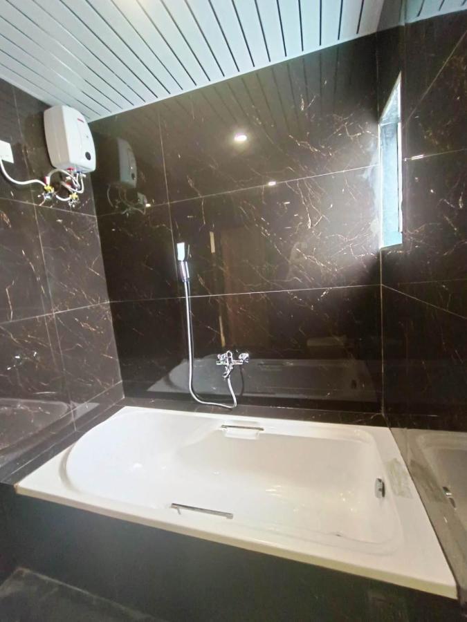 Sai Sagar Lodging & Boarding Ulhāsnagar Dış mekan fotoğraf