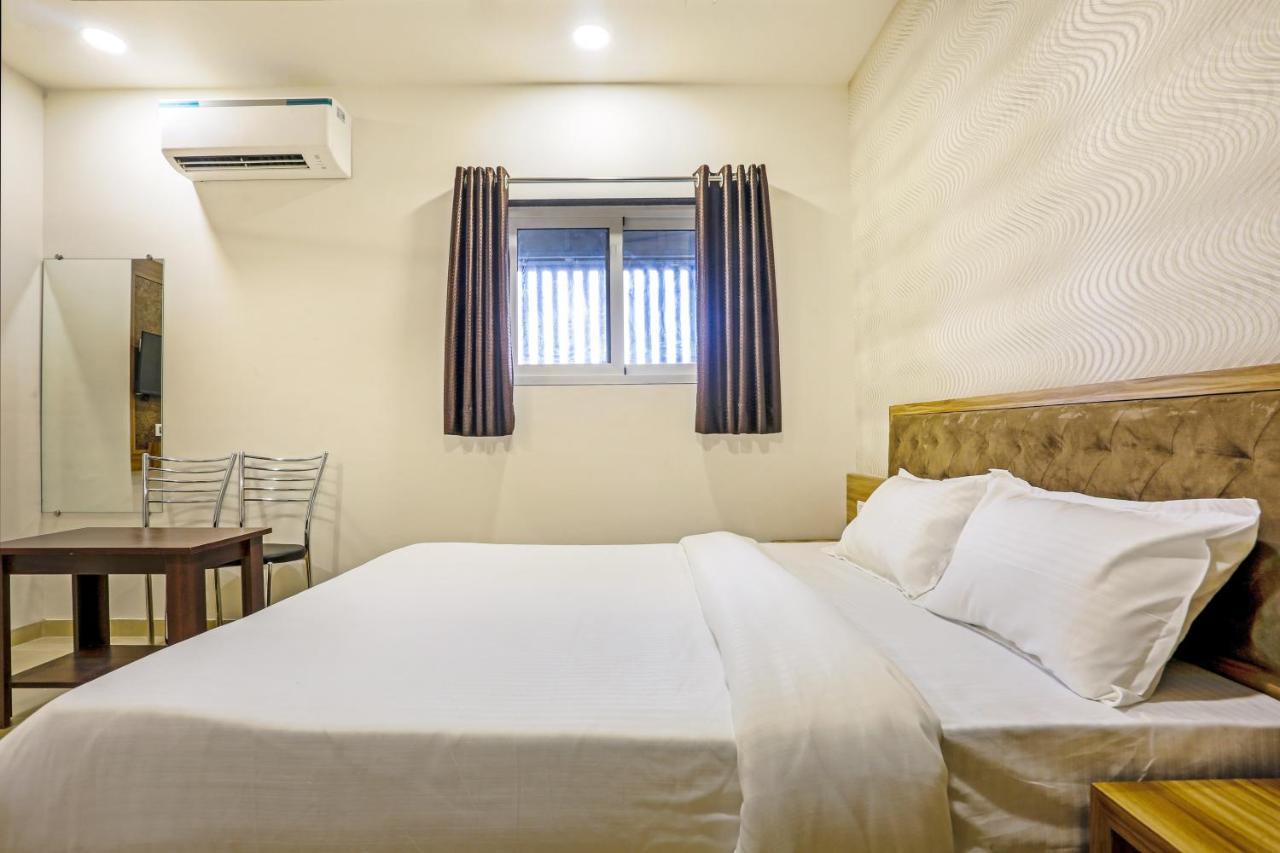 Sai Sagar Lodging & Boarding Ulhāsnagar Dış mekan fotoğraf