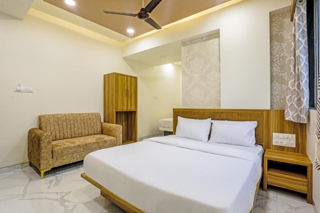 Sai Sagar Lodging & Boarding Ulhāsnagar Dış mekan fotoğraf