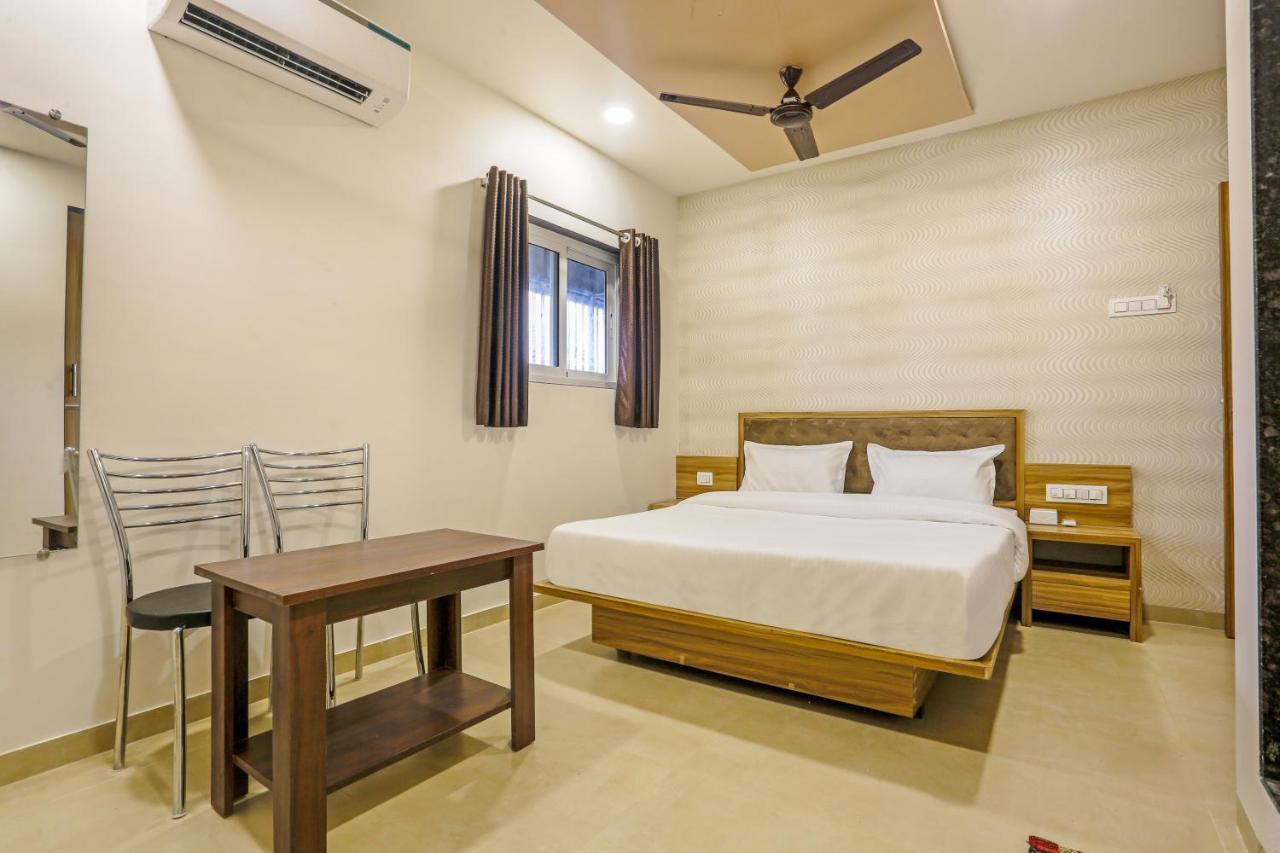 Sai Sagar Lodging & Boarding Ulhāsnagar Dış mekan fotoğraf